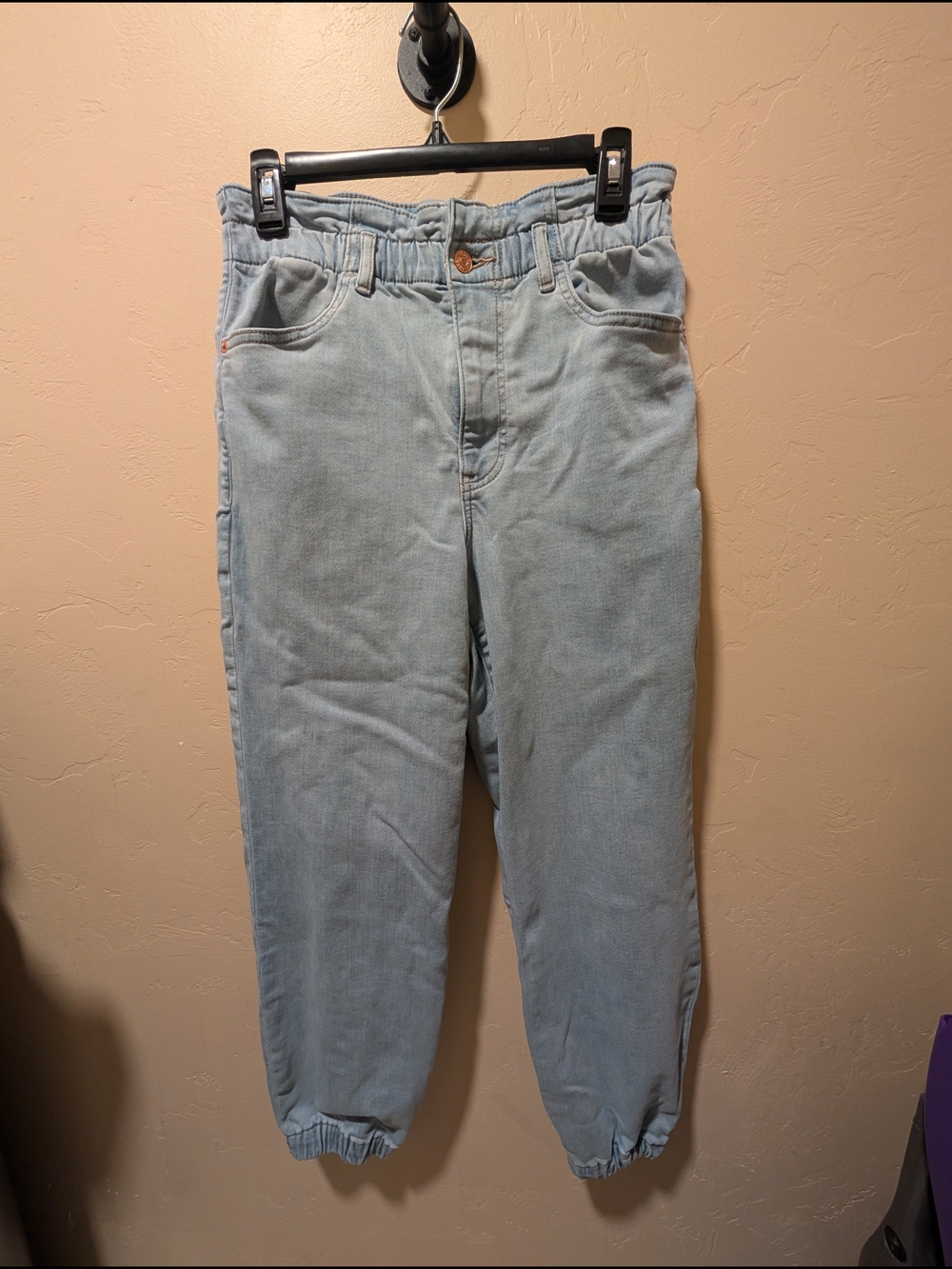EUC Woman's Express Light Blue Relaxed Elastic High Rise Jogger Jeans 8